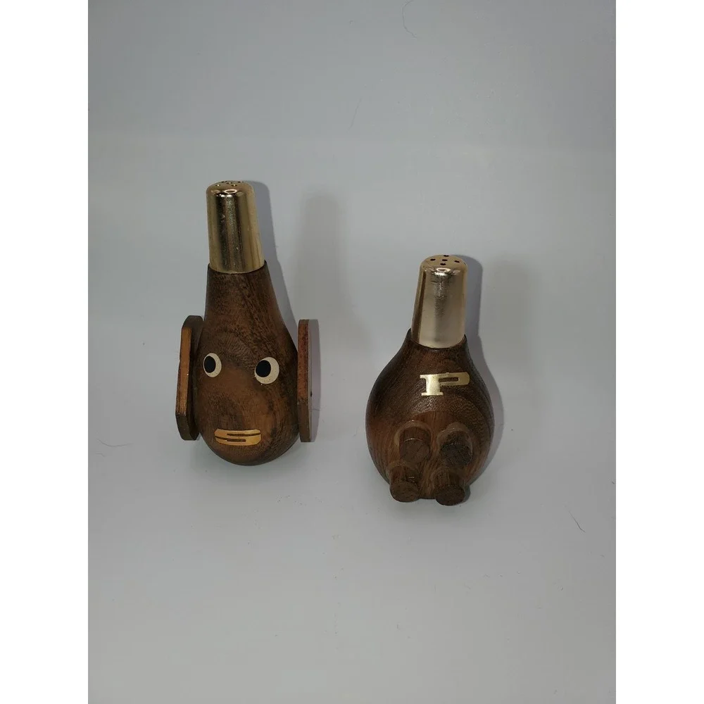 Vintage Mid Century Modern Wood Dachshund Salt and Pepper Shaker Set Brown Gold